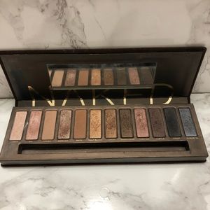 Urban Decay Naked eyeshadow palette